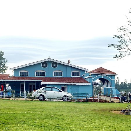 British Cliff Club Resort Ooty Extérieur photo