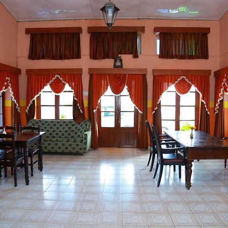British Cliff Club Resort Ooty Extérieur photo