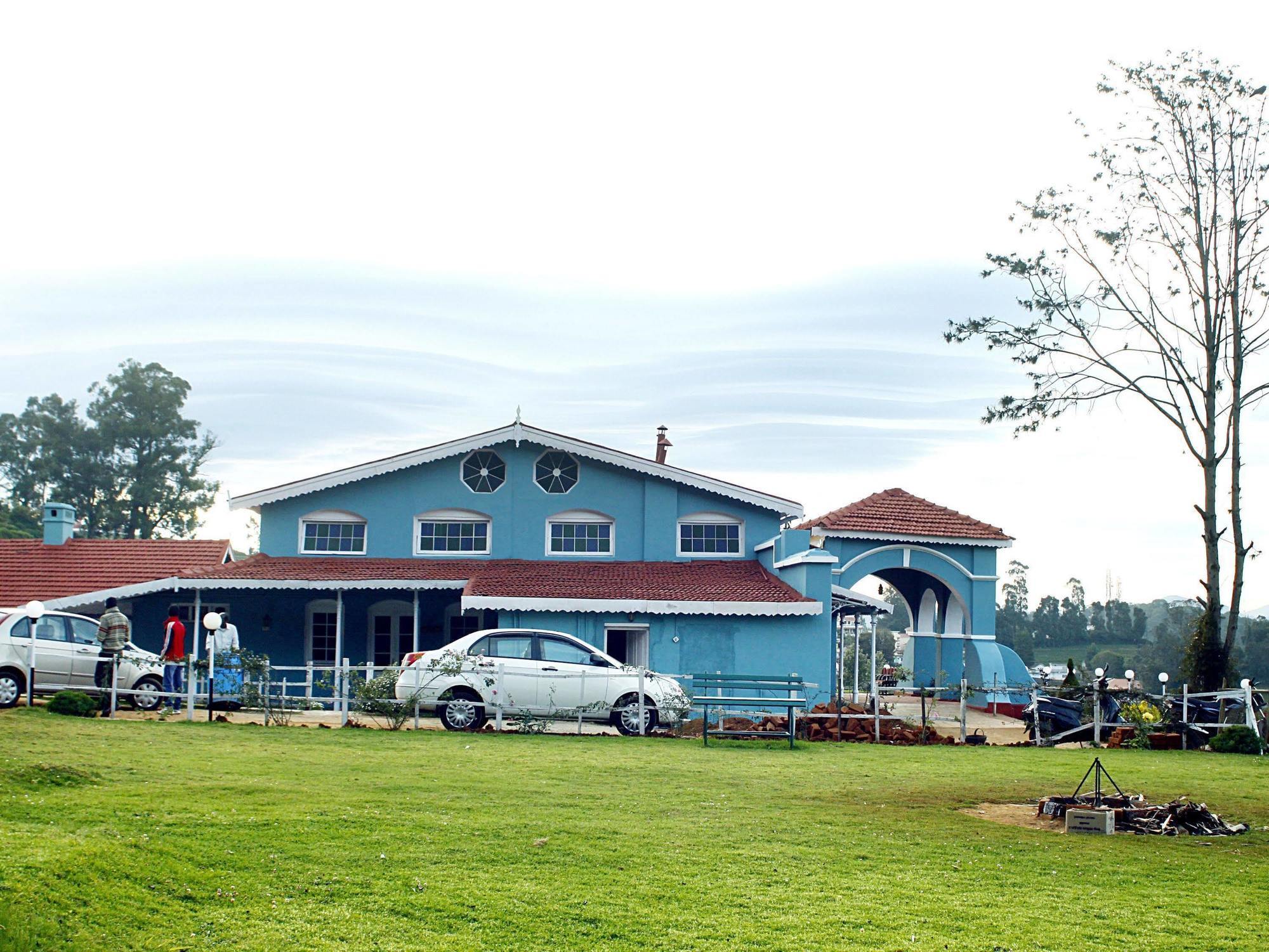 British Cliff Club Resort Ooty Extérieur photo