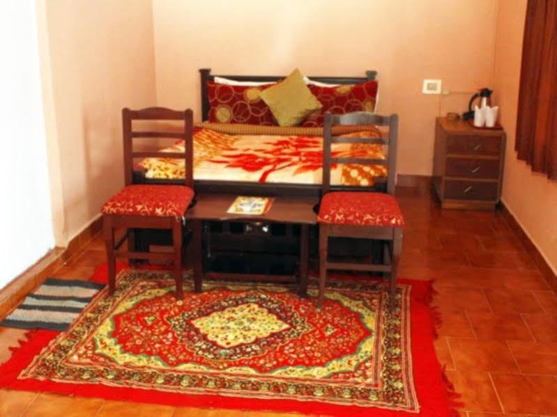 British Cliff Club Resort Ooty Extérieur photo